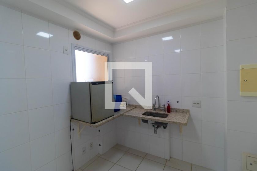 Apartamento à Venda - Lot. Alphaville Campinas, 4 Quartos,  137 m2 em , Campinas - sp | SoloBR