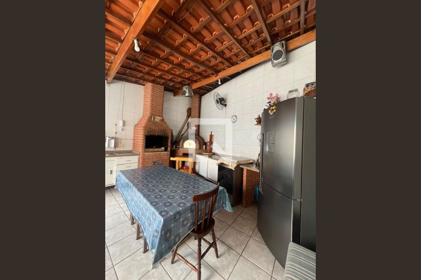 Casa, 3 quartos, 262 m² - Foto 59