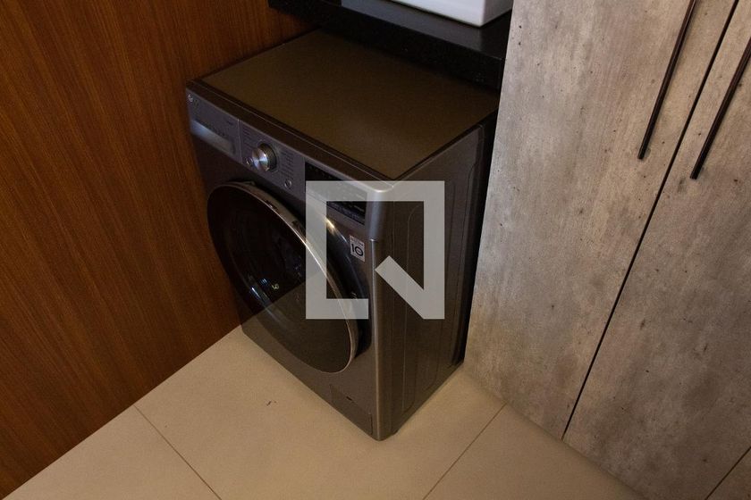 Apartamento à Venda - Bosque, 1 Quarto,  47 m2 em , Campinas - sp | SoloBR