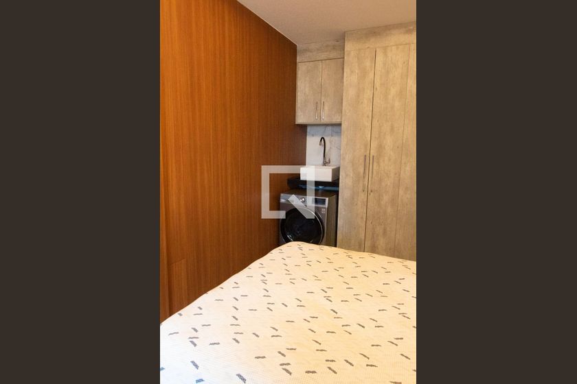 Apartamento à Venda - Bosque, 1 Quarto,  47 m2 em , Campinas - sp | SoloBR