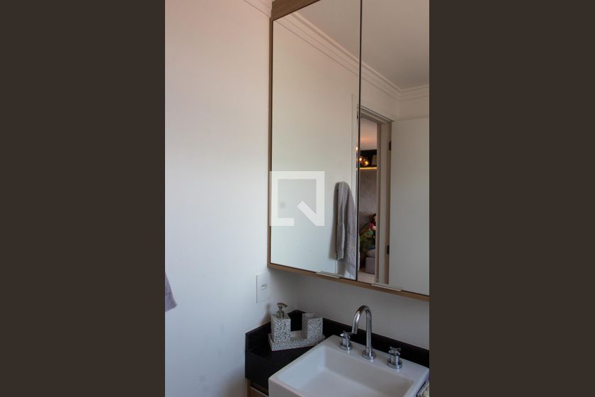 Apartamento à Venda - Bosque, 1 Quarto,  47 m2 em , Campinas - sp | SoloBR