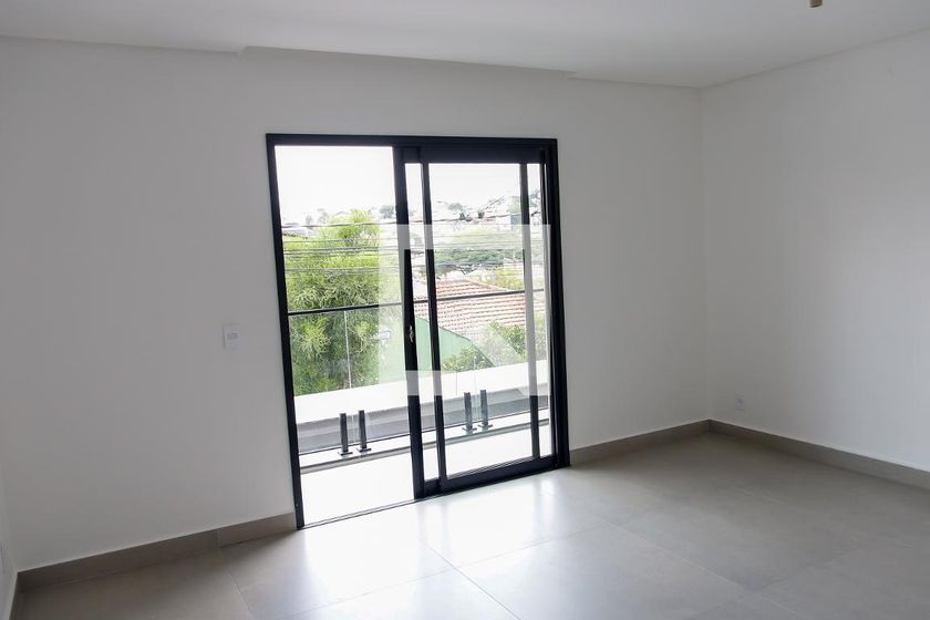Casa, 3 quartos, 189 m² - Foto 3