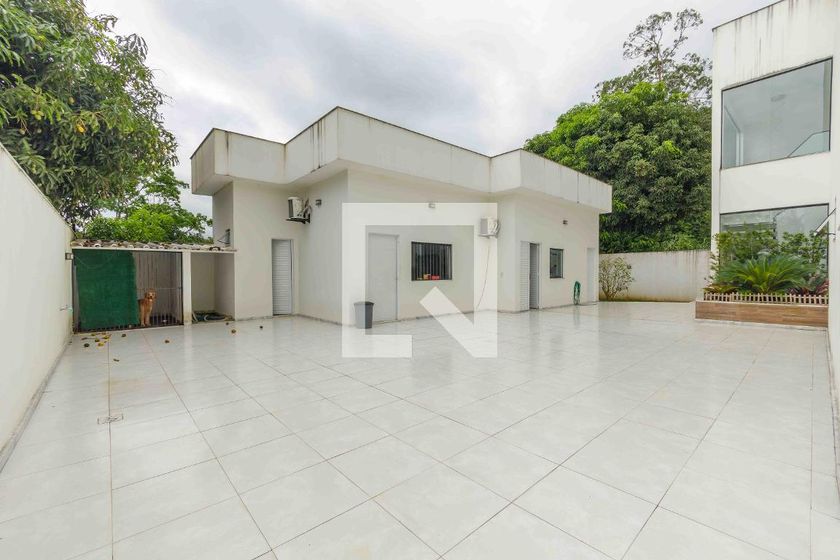 Casa, 4 quartos, 350 m² - Foto 33