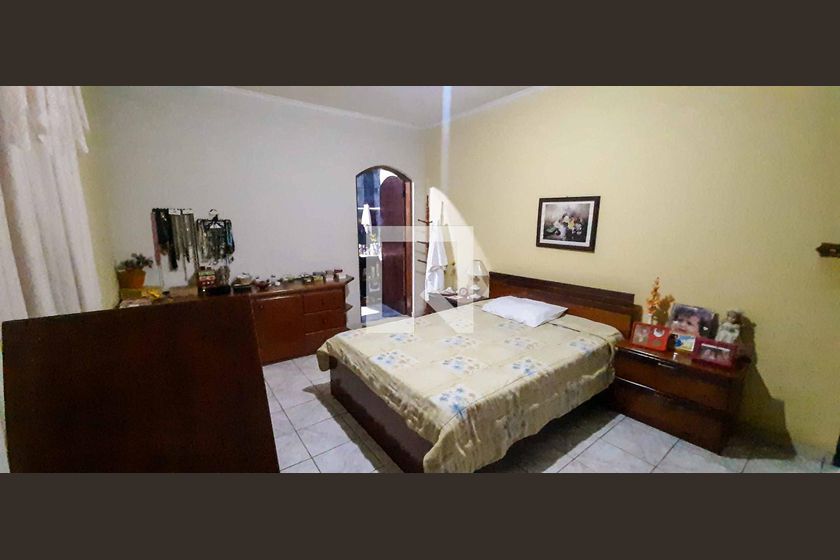 Casa, 3 quartos, 241 m² - Foto 9