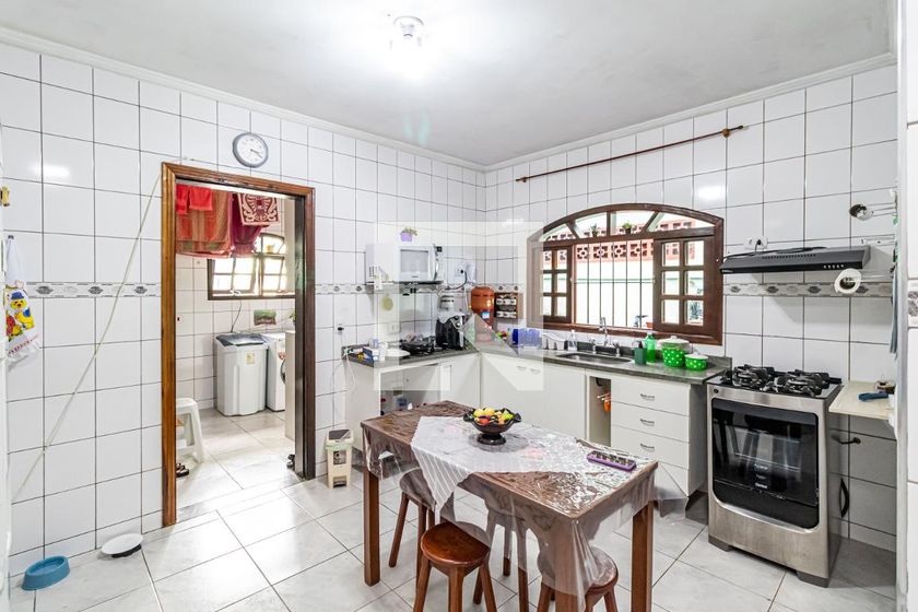 Casa, 3 quartos, 221 m² - Foto 28