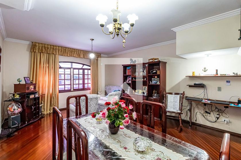 Casa, 3 quartos, 221 m² - Foto 3