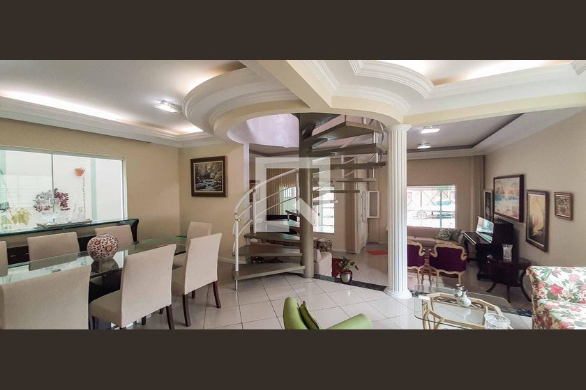 Casa, 3 quartos, 250 m² - Foto 35