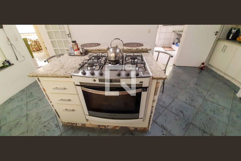 Casa, 3 quartos, 250 m² - Foto 173