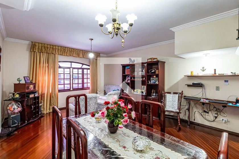 Casa, 3 quartos, 221 m² - Foto 3