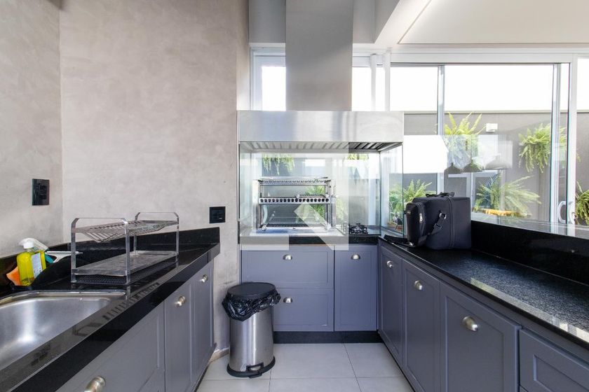 Casa à Venda - Fazenda Santa Cândida, 3 Quartos,  372 m2 em , Campinas - sp | SoloBR