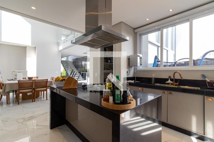 Casa à Venda - Fazenda Santa Cândida, 3 Quartos,  372 m2 em , Campinas - sp | SoloBR