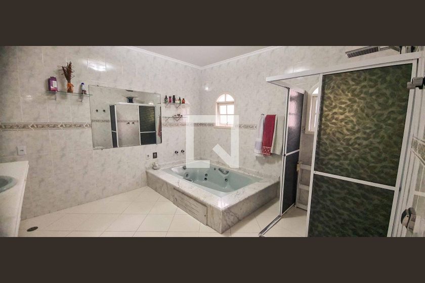 Casa, 4 quartos, 330 m² - Foto 41