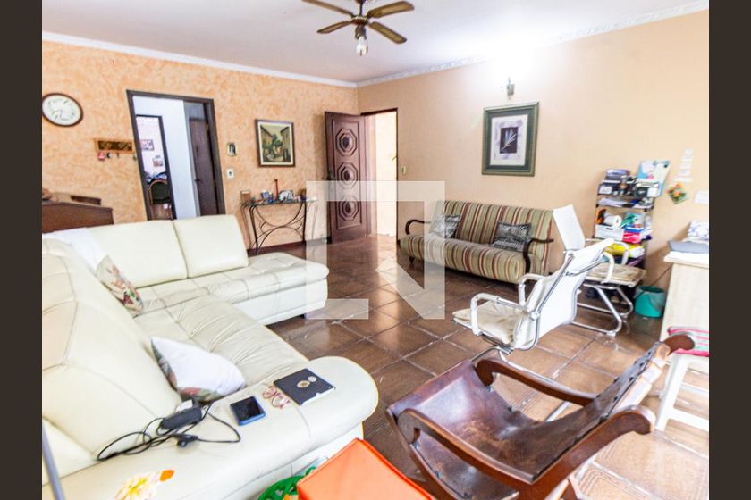 Casa, 3 quartos, 240 m² - Foto 5