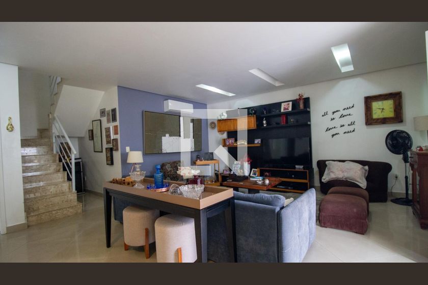 Casa, 5 quartos, 280 m² - Foto 1