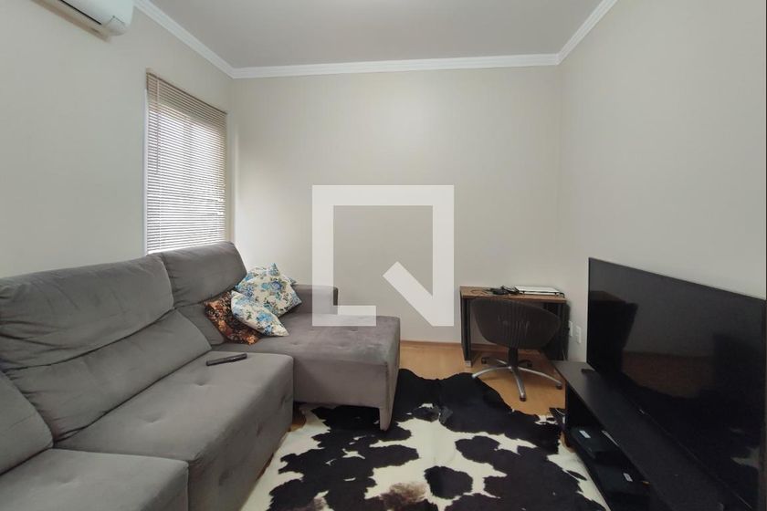 Casa à Venda - Jardim do Lago, 4 Quartos,  335 m2 em , Campinas - sp | SoloBR