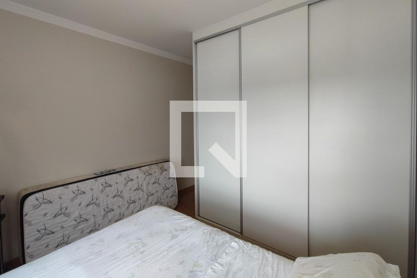 Casa à Venda - Jardim do Lago, 4 Quartos,  335 m2 em , Campinas - sp | SoloBR