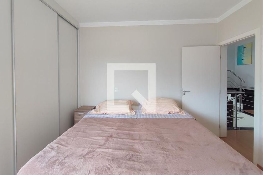 Casa à Venda - Jardim do Lago, 4 Quartos,  335 m2 em , Campinas - sp | SoloBR
