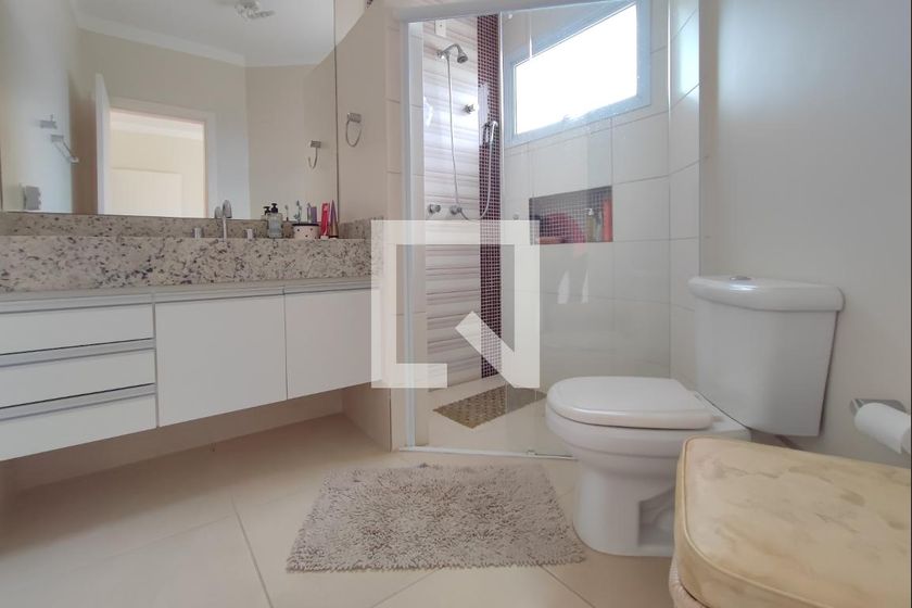 Casa à Venda - Jardim do Lago, 4 Quartos,  335 m2 em , Campinas - sp | SoloBR