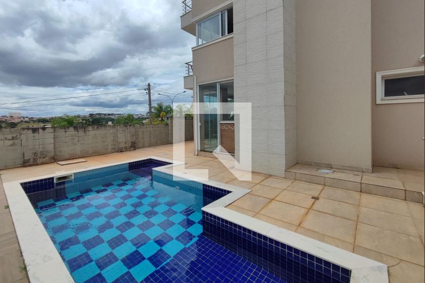 Casa à Venda - Jardim do Lago, 4 Quartos,  335 m2 em , Campinas - sp | SoloBR