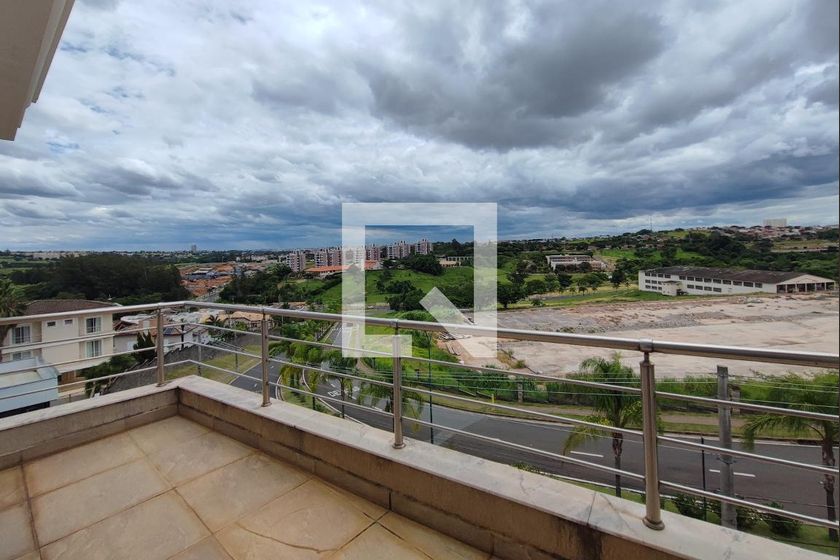 Casa à Venda - Jardim do Lago, 4 Quartos,  335 m2 em , Campinas - sp | SoloBR