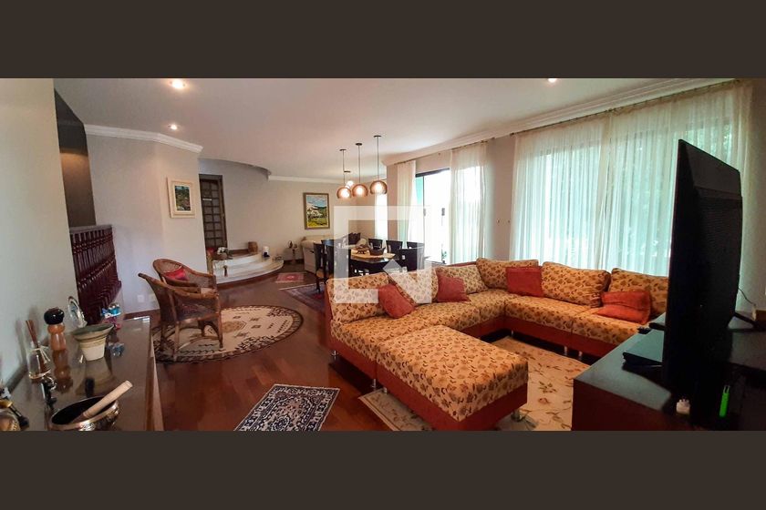 Casa, 3 quartos, 300 m² - Foto 1