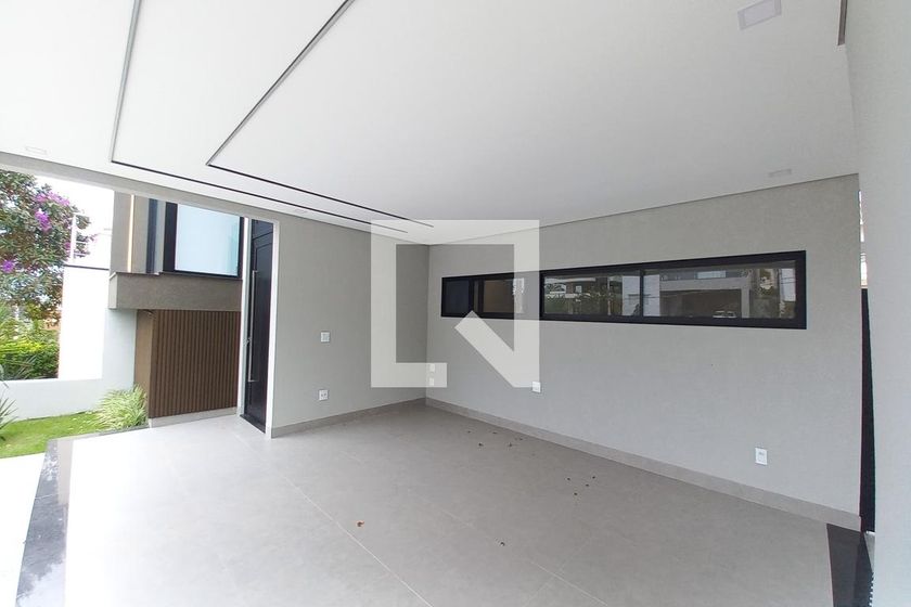 Casa à Venda - Swiss Park, 3 Quartos,  360 m2 em , Campinas - sp | SoloBR