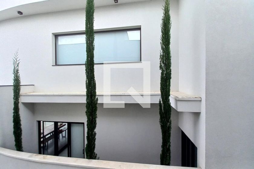 Casa à Venda - Swiss Park, 3 Quartos,  360 m2 em , Campinas - sp | SoloBR