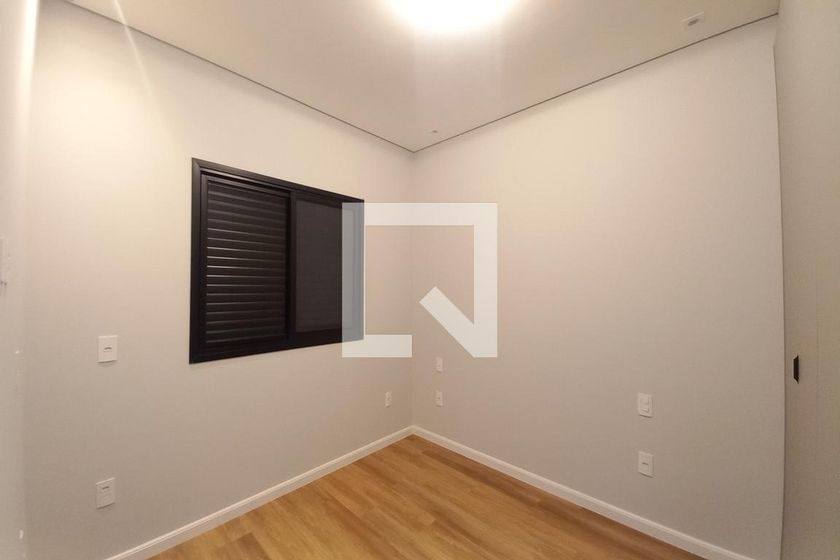 Casa à Venda - Swiss Park, 3 Quartos,  360 m2 em , Campinas - sp | SoloBR