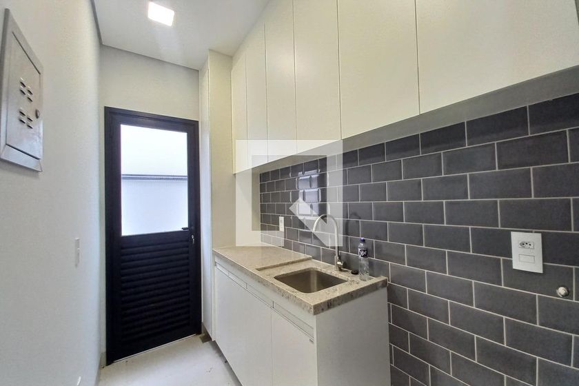 Casa à Venda - Swiss Park, 3 Quartos,  360 m2 em , Campinas - sp | SoloBR