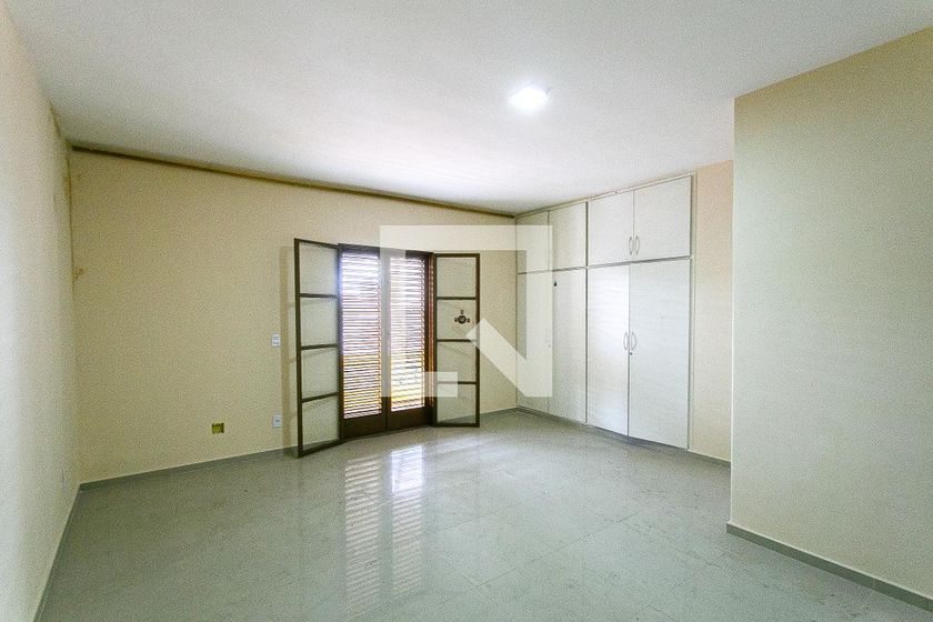 Casa, 3 quartos, 240 m² - Foto 27