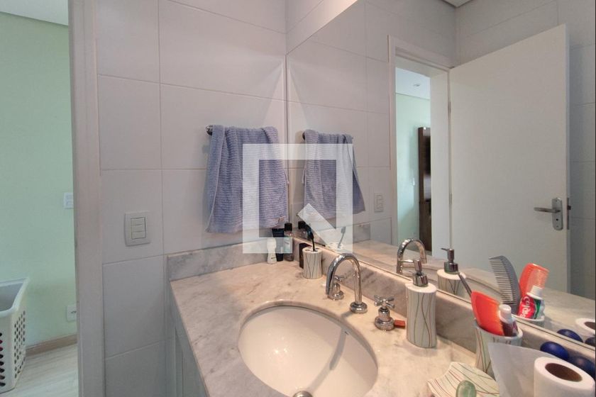 Casa à Venda - Swiss Park, 4 Quartos,  300 m2 em , Campinas - sp | SoloBR