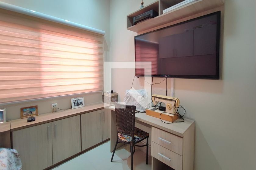 Casa à Venda - Swiss Park, 4 Quartos,  300 m2 em , Campinas - sp | SoloBR