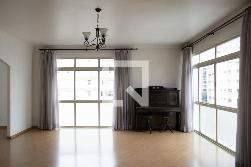 Apartamento, 3 quartos, 243 m² - Foto 2
