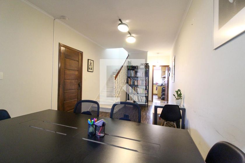 Casa, 4 quartos, 154 m² - Foto 1