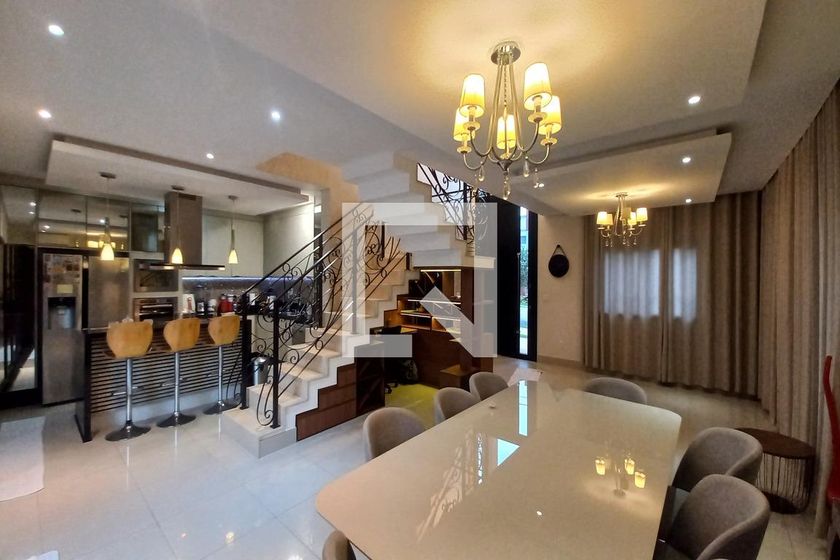 Casa à Venda - Swiss Park, 3 Quartos,  420 m2 em , Campinas - sp | SoloBR