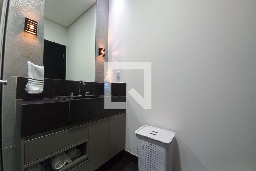 Casa à Venda - Swiss Park, 3 Quartos,  420 m2 em , Campinas - sp | SoloBR