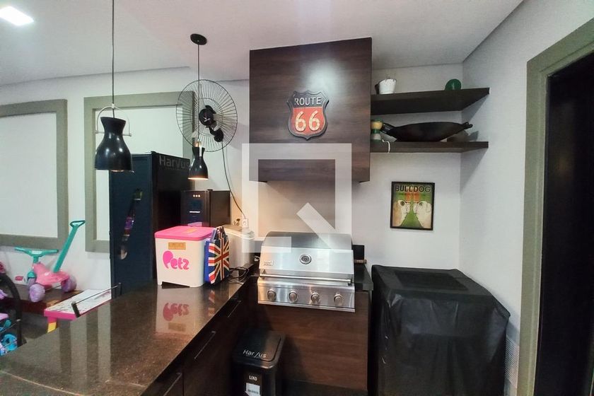 Casa à Venda - Swiss Park, 3 Quartos,  420 m2 em , Campinas - sp | SoloBR