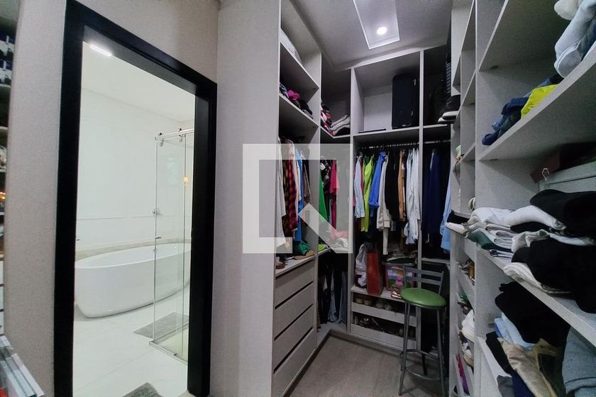 Casa à Venda - Swiss Park, 3 Quartos,  420 m2 em , Campinas - sp | SoloBR