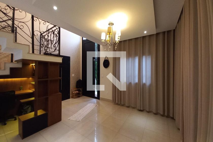 Casa à Venda - Swiss Park, 3 Quartos,  420 m2 em , Campinas - sp | SoloBR