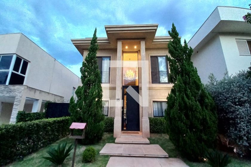Casa à Venda - Swiss Park, 3 Quartos,  420 m2 em , Campinas - sp | SoloBR