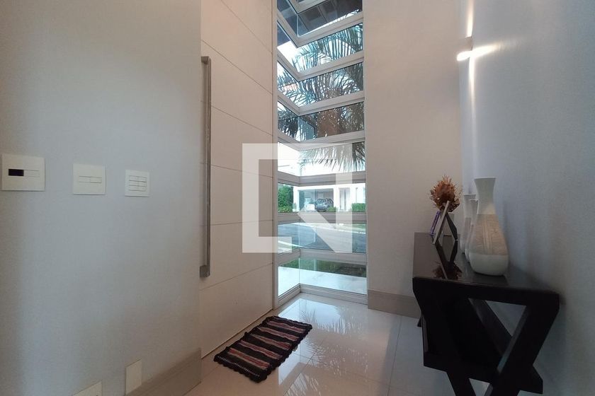 Casa à Venda - Swiss Park, 4 Quartos,  420 m2 em , Campinas - sp | SoloBR