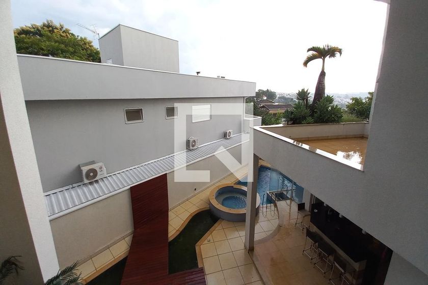 Casa à Venda - Swiss Park, 4 Quartos,  420 m2 em , Campinas - sp | SoloBR