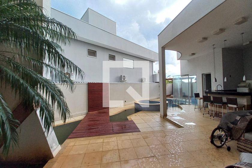 Casa à Venda - Swiss Park, 4 Quartos,  420 m2 em , Campinas - sp | SoloBR