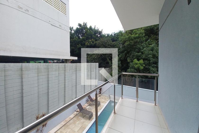 Casa à Venda - Swiss Park, 4 Quartos,  375 m2 em , Campinas - sp | SoloBR