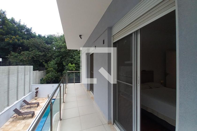 Casa à Venda - Swiss Park, 4 Quartos,  375 m2 em , Campinas - sp | SoloBR