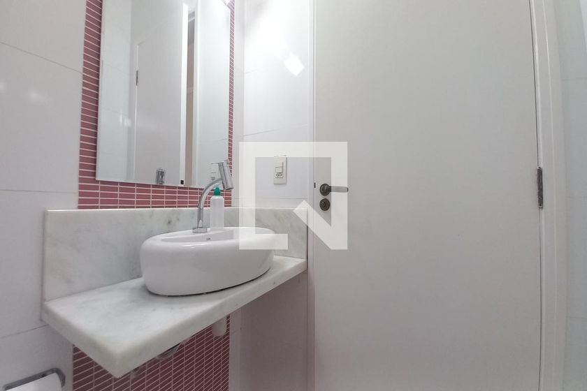 Casa à Venda - Swiss Park, 4 Quartos,  375 m2 em , Campinas - sp | SoloBR