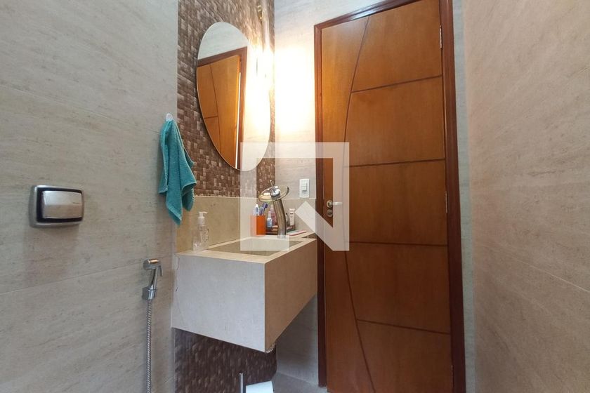 Casa à Venda - Swiss Park, 4 Quartos,  375 m2 em , Campinas - sp | SoloBR
