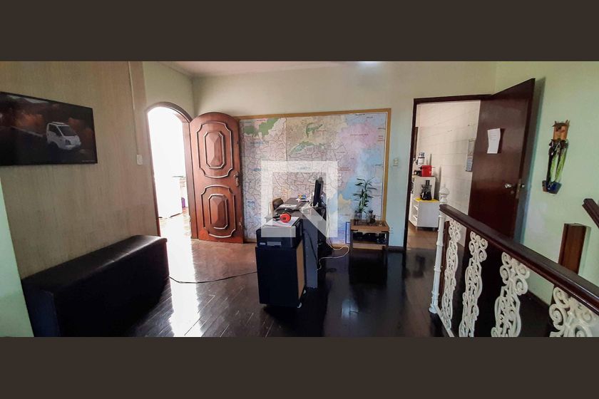 Casa, 3 quartos, 154 m² - Foto 1