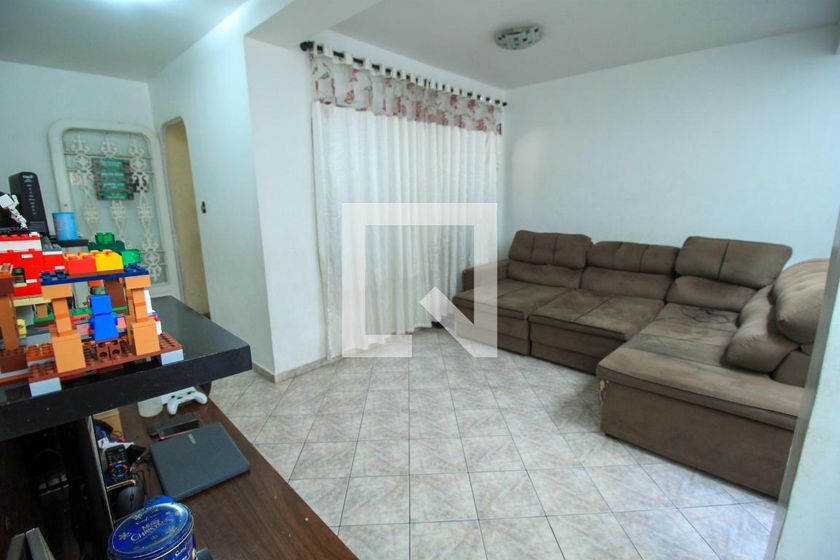 Casa, 3 quartos, 230 m² - Foto 1