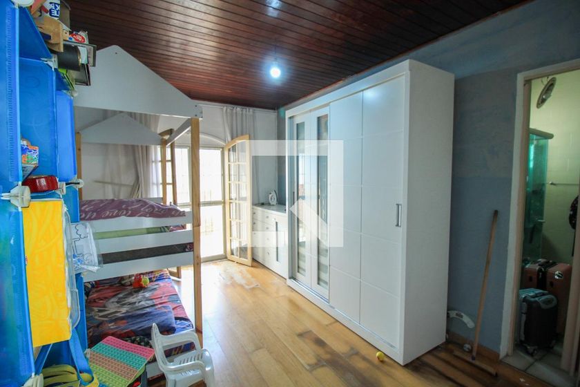 Casa, 3 quartos, 230 m² - Foto 43